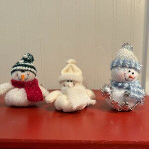 Ganz, lot of three fabric snowmen, tallest is 5", two are 4"